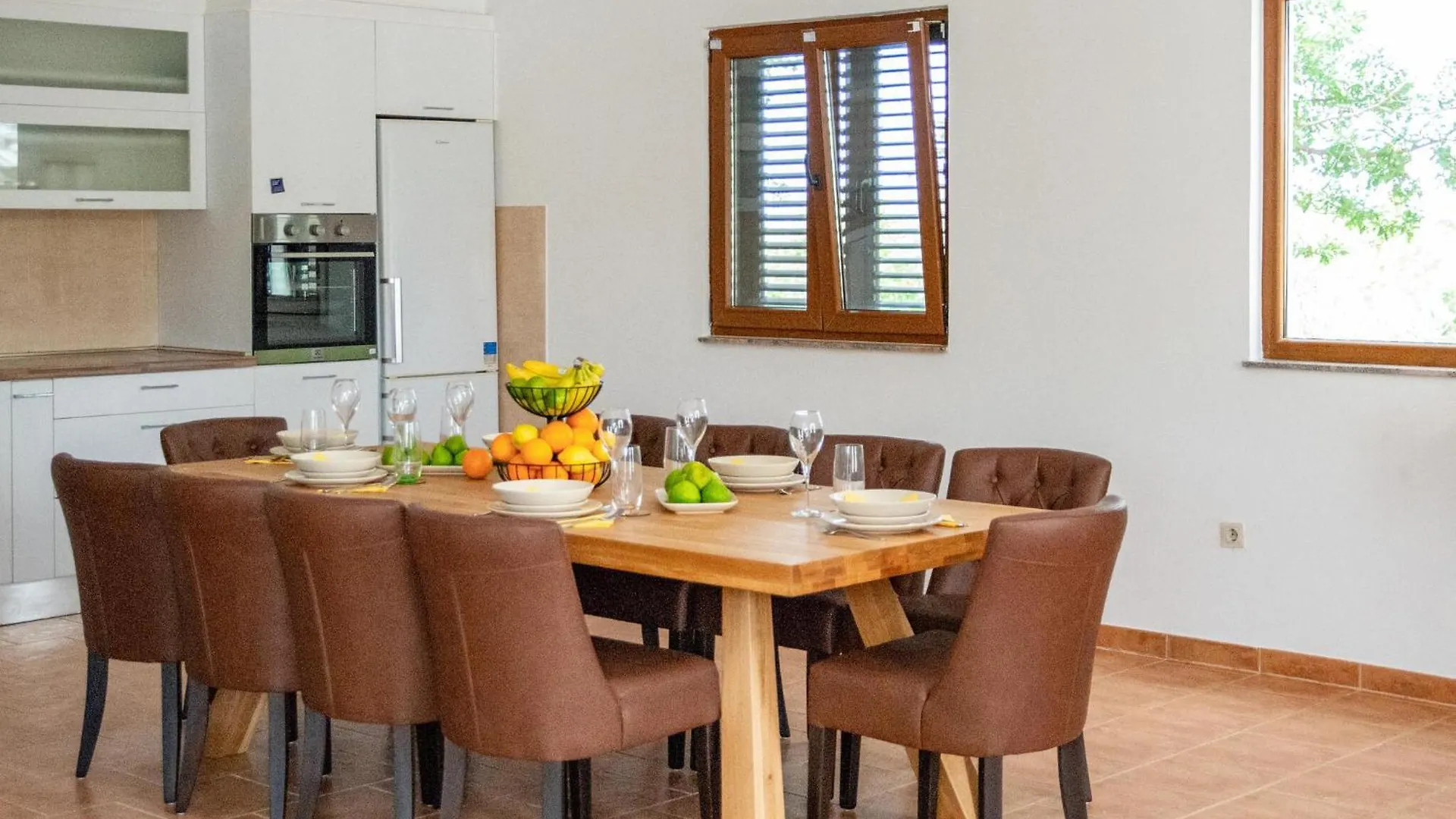 5 Bedroom Cozy Home In بوسيدارجي بيت للعطل